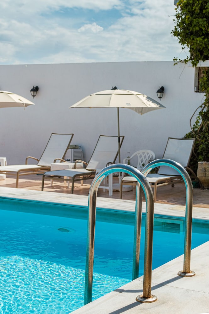 Hotel-Mistral Aegina 39/50