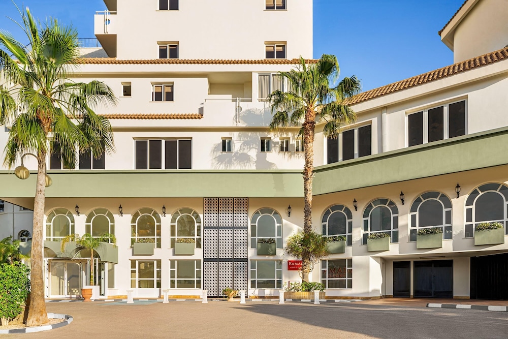 Ramada Resort by Wyndham Puerto de Mazarron 56/67