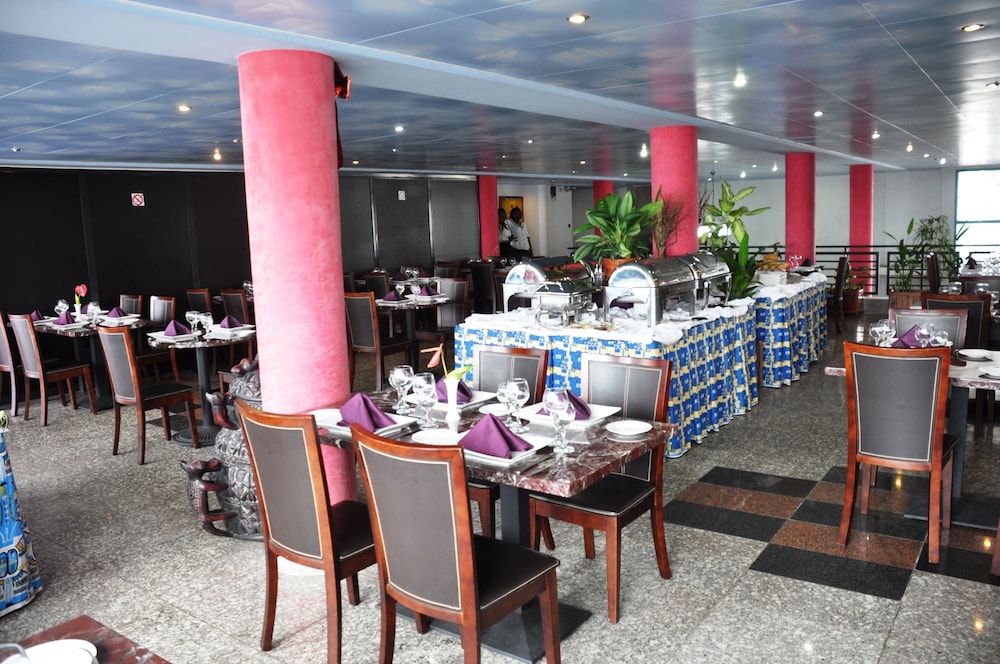 Hotel Prince de Galles 18/26