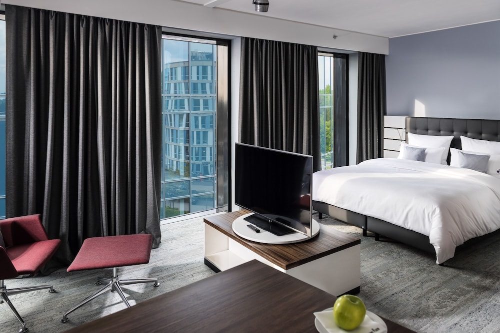Airport Plaza Hotel Hamburg 15/43