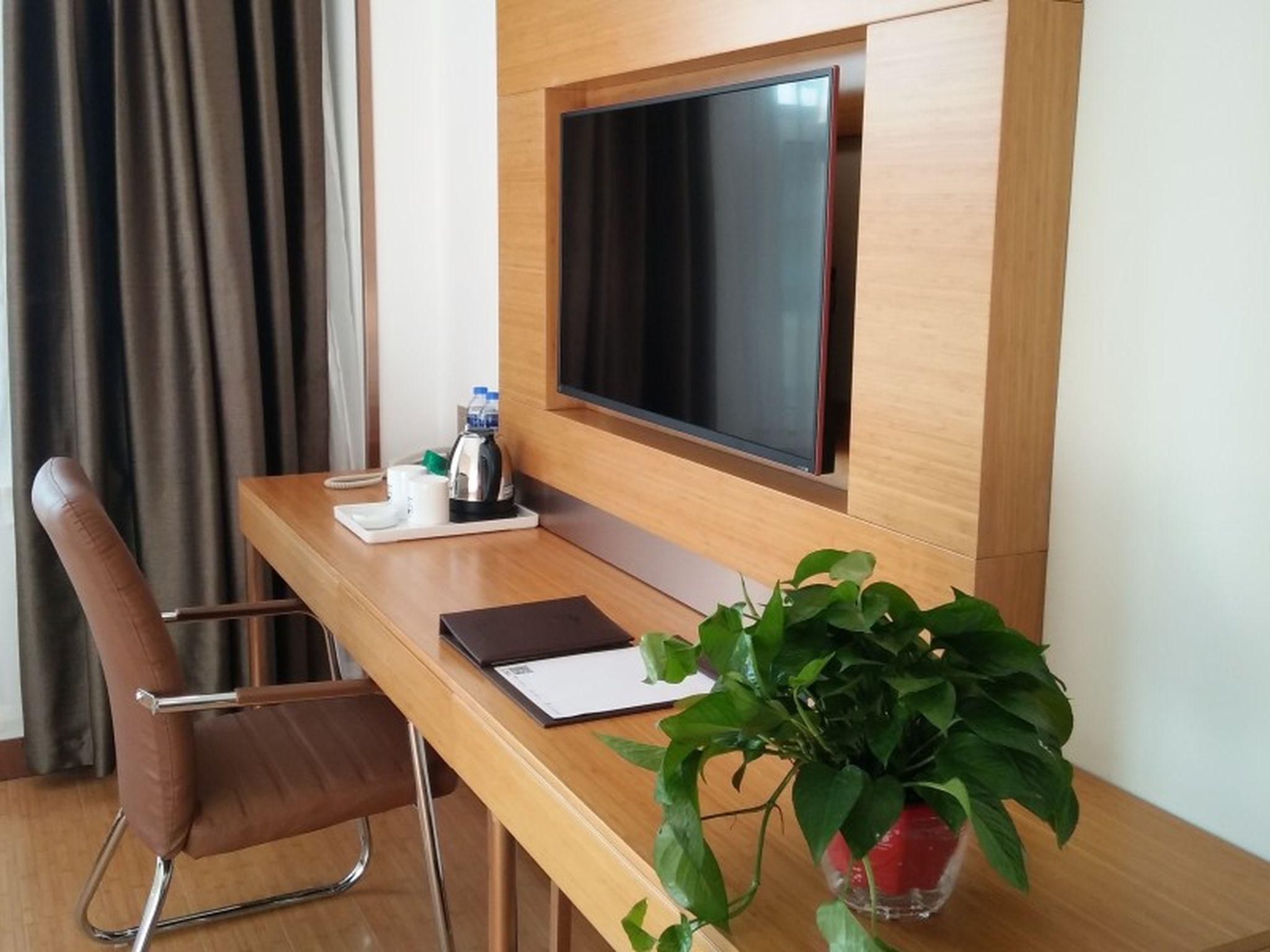 GreenTree Inn Jinzhong Yuci District North Huitong Road Express Hotel 48/53