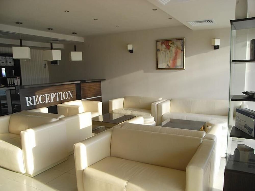 Albizia Hotel 13/34