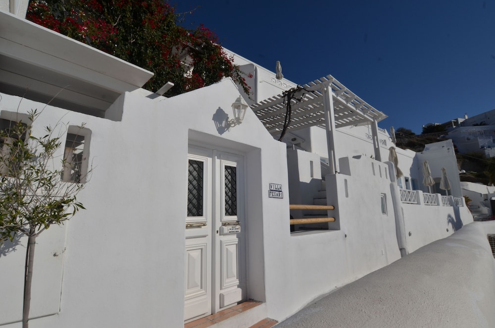 Villa Fegari 45/50
