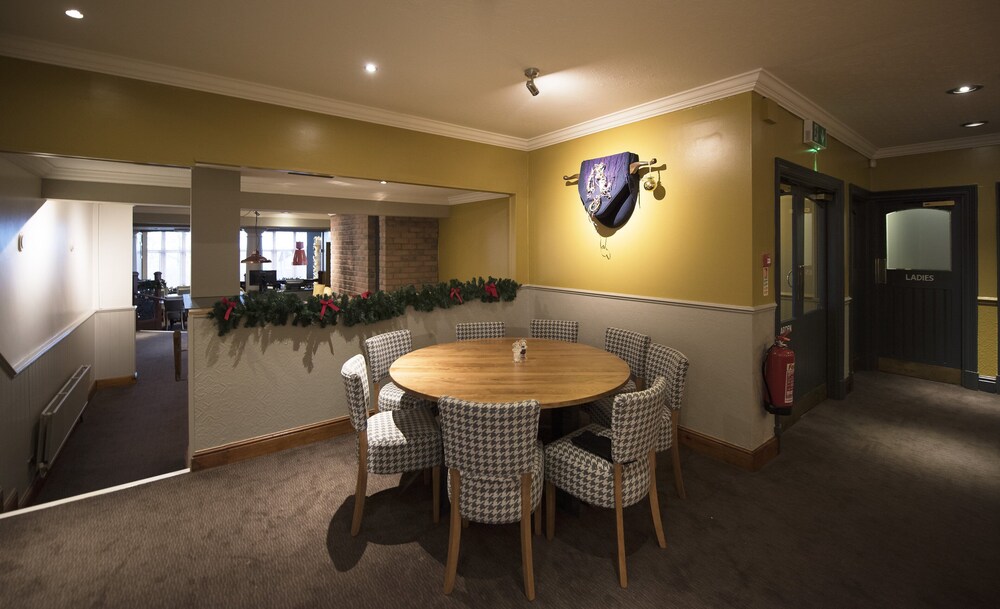 Premier Inn Glasgow (Motherwell) 28/37