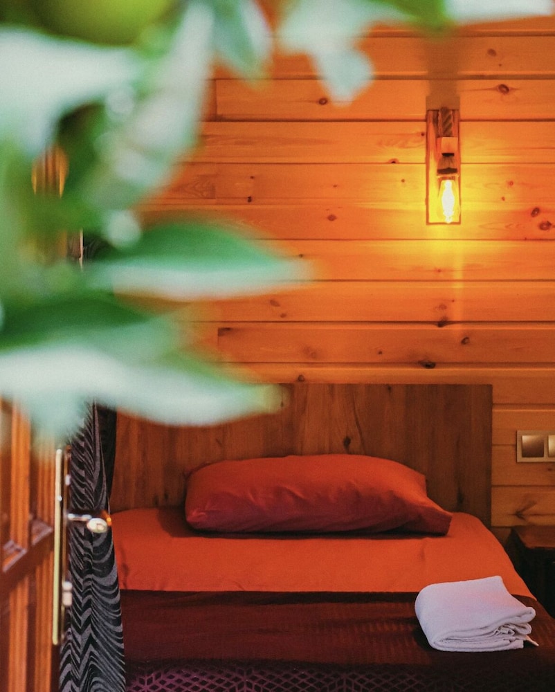Sheriff Olympos Pension 14/36