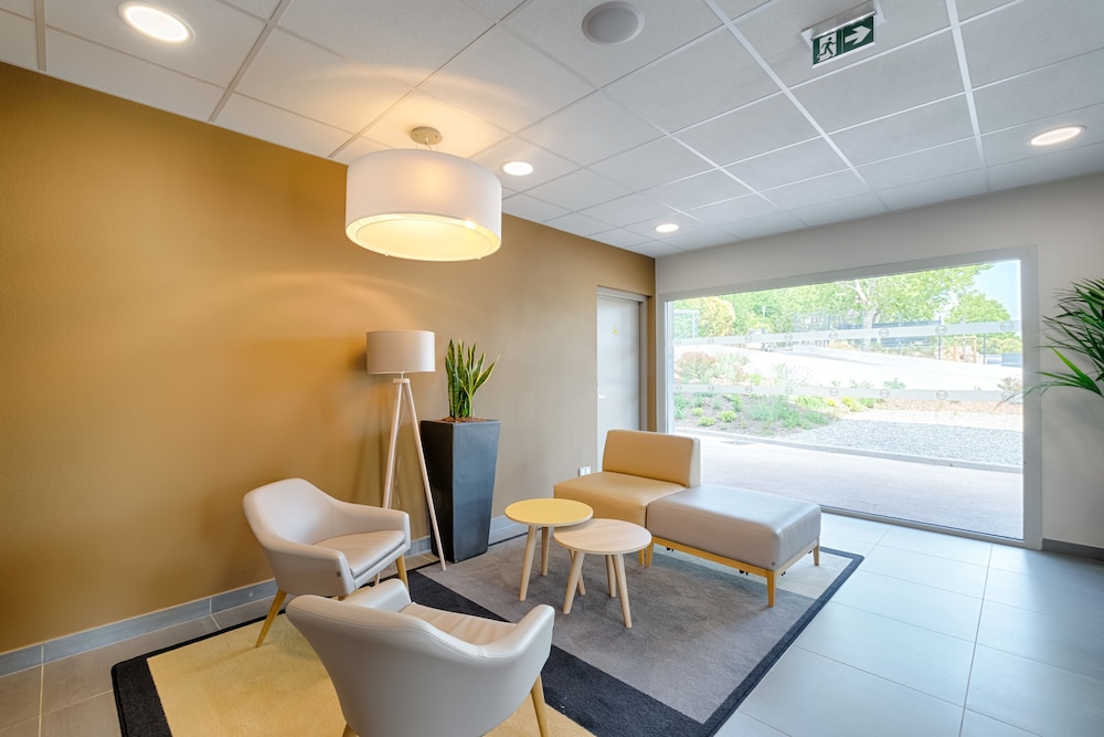B&B HOTEL Marseille la Valentine Saint-Menet 26/36