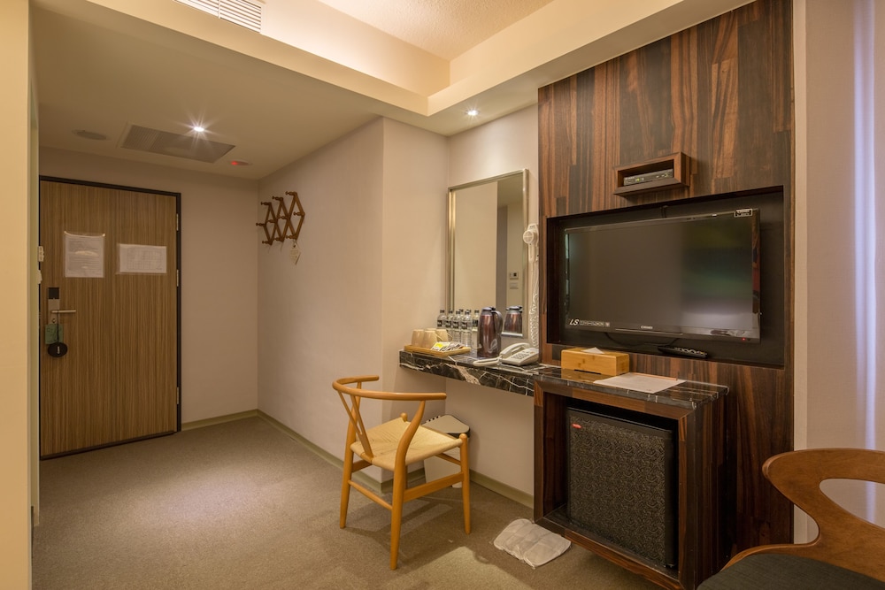 Meci Hotel 44/66
