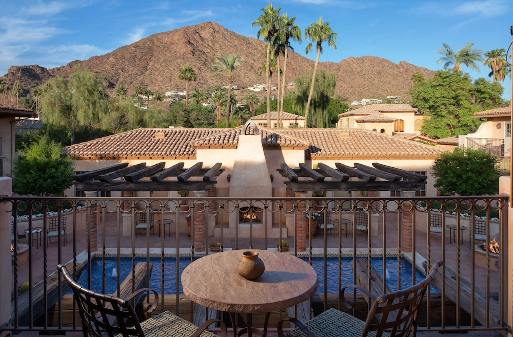 Royal Palms Resort And Spa In the Unbound Collection By Hyatt Formerly Royal Palms Resort And Spa