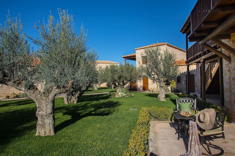 MYSTRAS GRAND PALACE RESORT & SPA 34/50