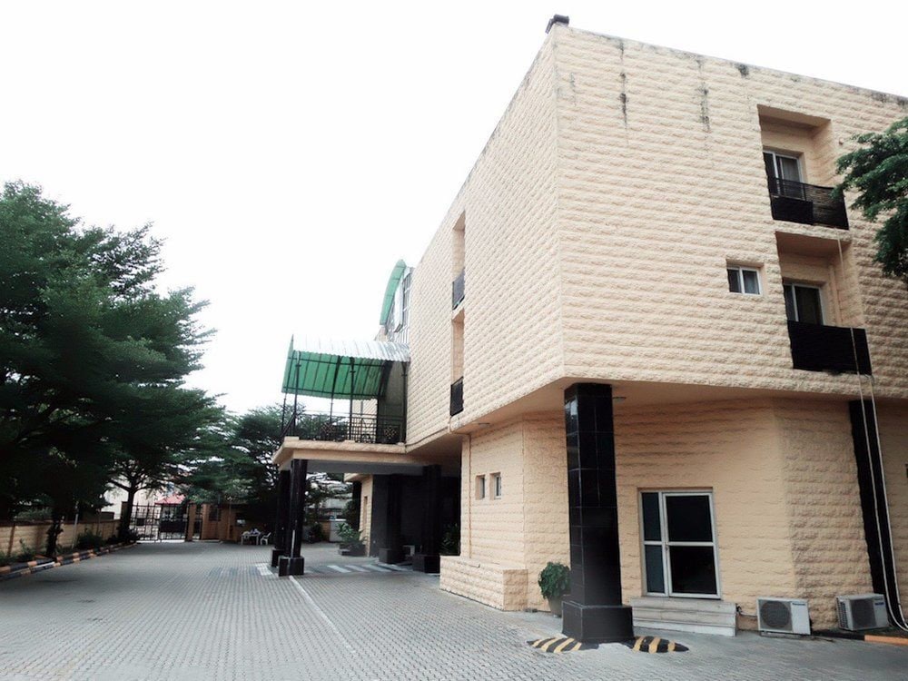 Pelican Hotel Lekki 34/43