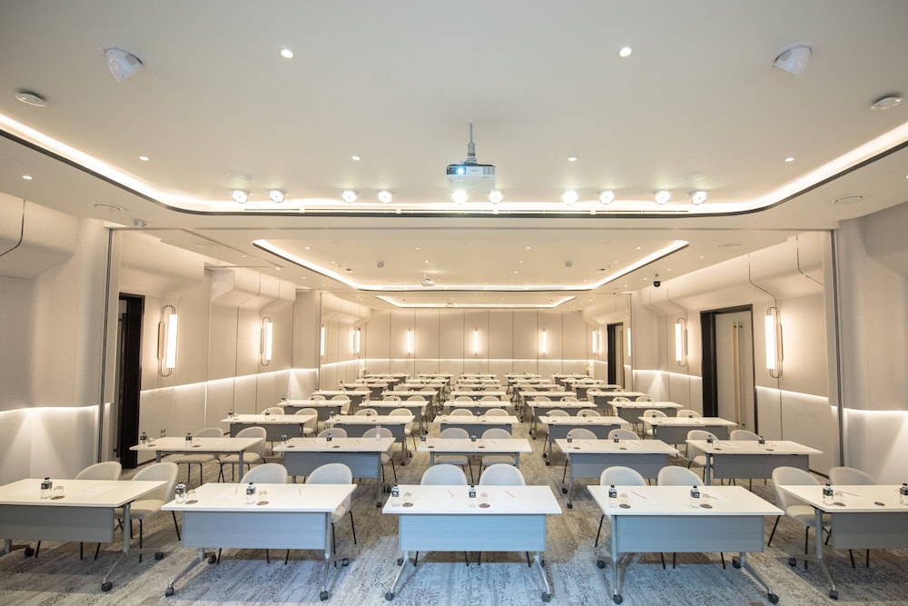 Mii Hotel Srinakarin 54/62