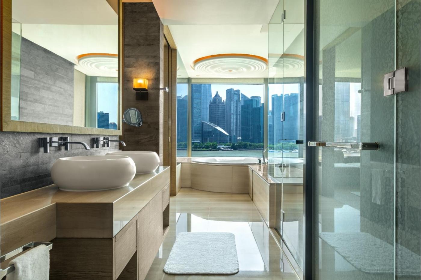 2 Bedrooms, Connecting, Oriental, Family, Suite, 2 King Beds, Pearl Tower View