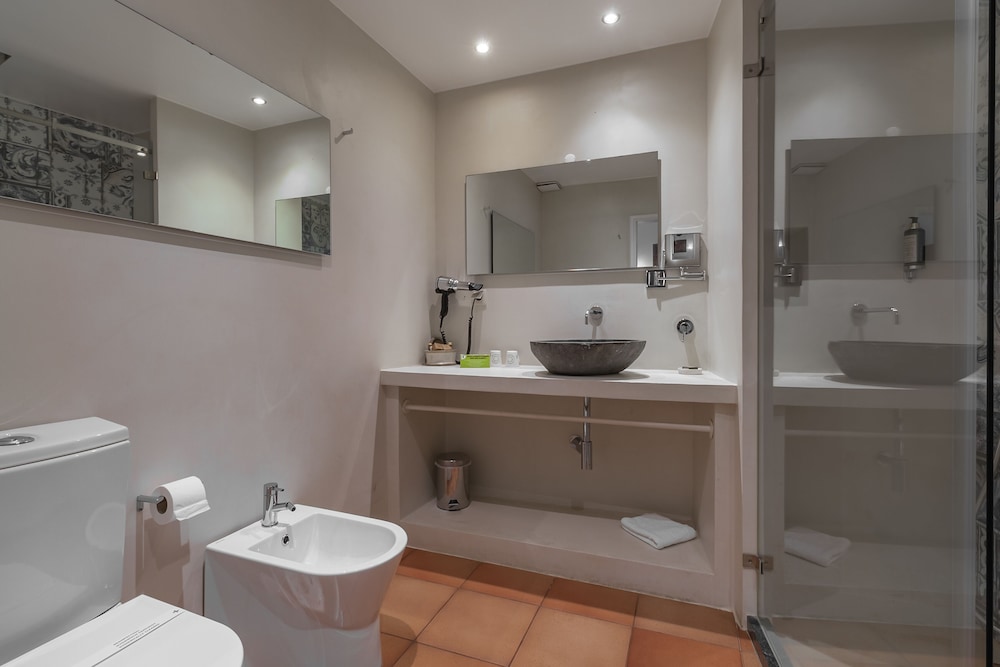 Charming Residence & Guest House Dom Manuel I 50/50