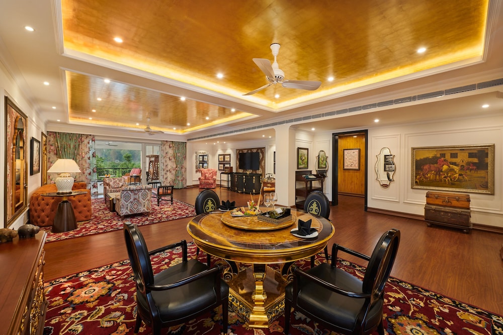 MAYFAIR Tea Resort 28/50