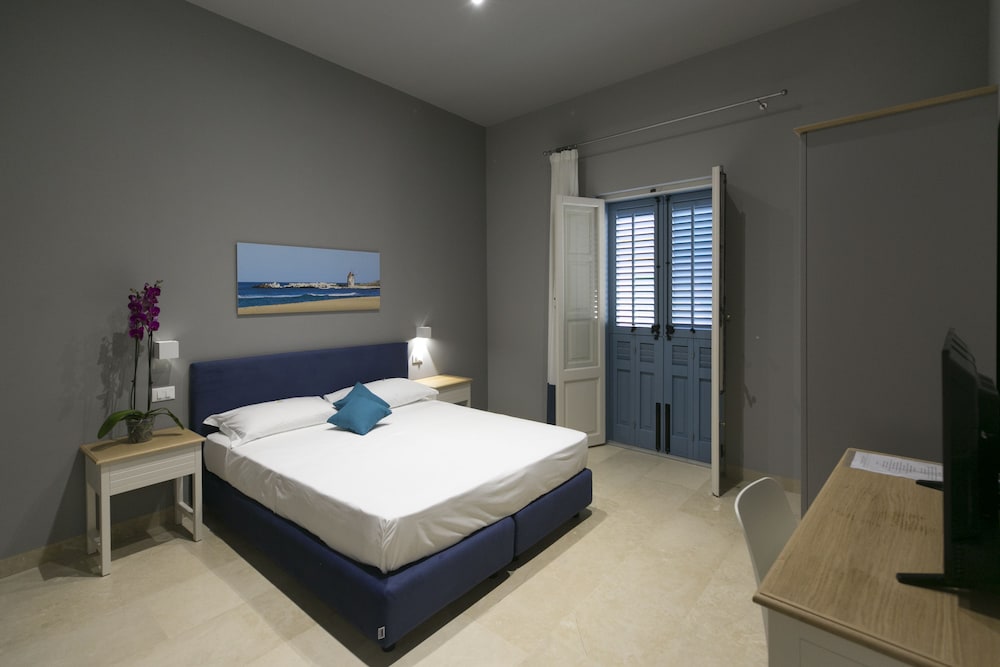 جناح ديلوكس بسرير كوين بإطلالة على المدينة بغرفة نوم واحدة مع أريكة، ZIBIBBO SUITES & ROOMS 5/10