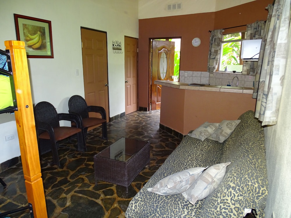 Heliconia Island 55/74