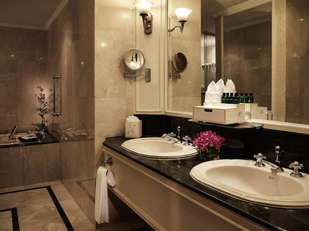 Sofitel Angkor Phokeethra Golf and Spa Resort 49/50