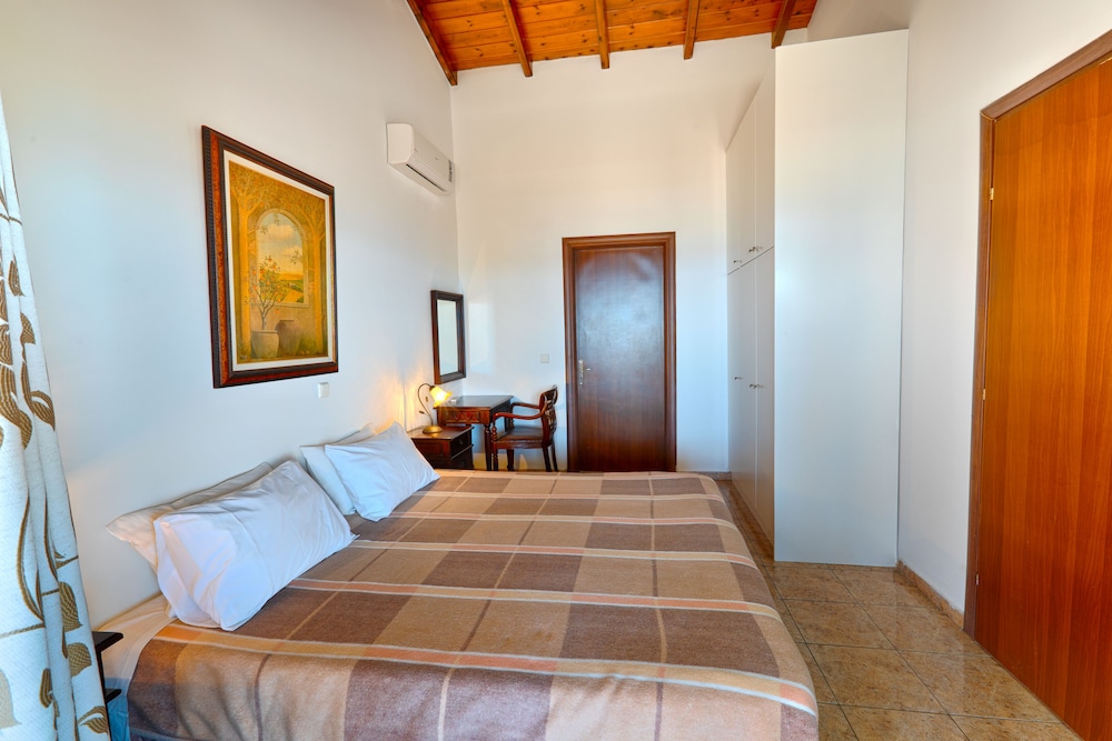 Villa Sofia 8/48