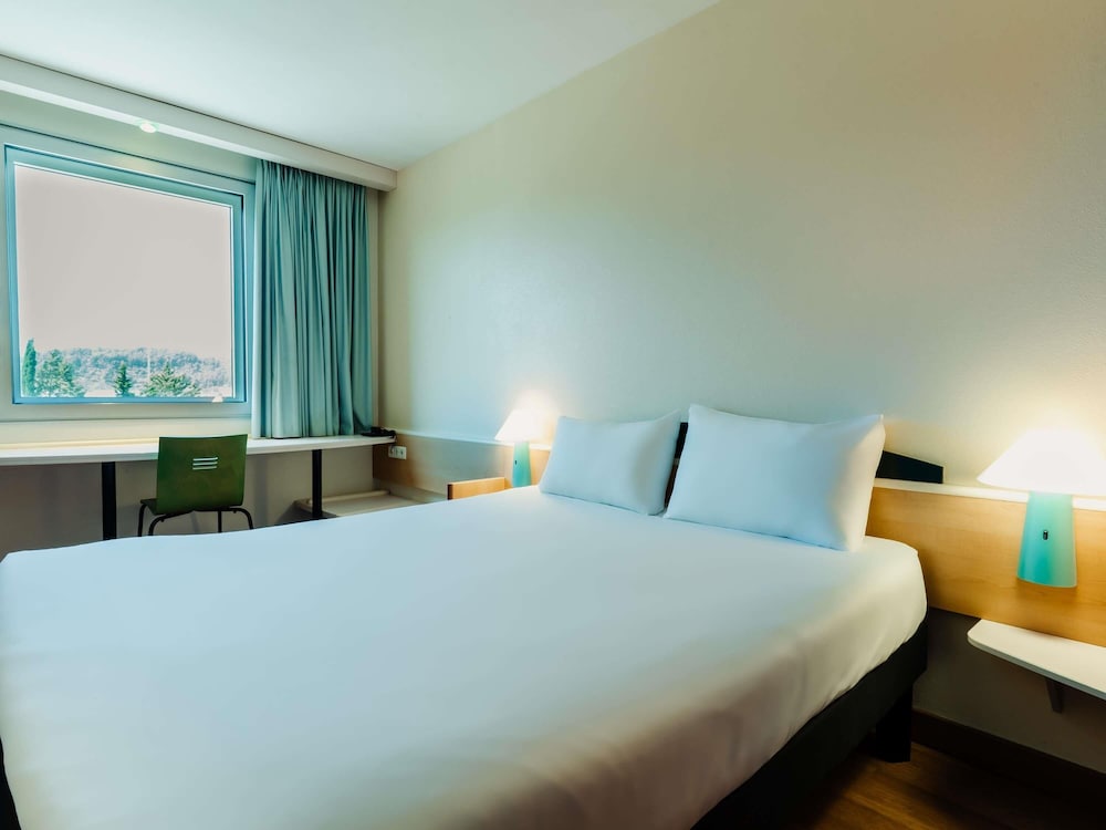 IBIS BARCELONA MOLINS DE REI 19/67