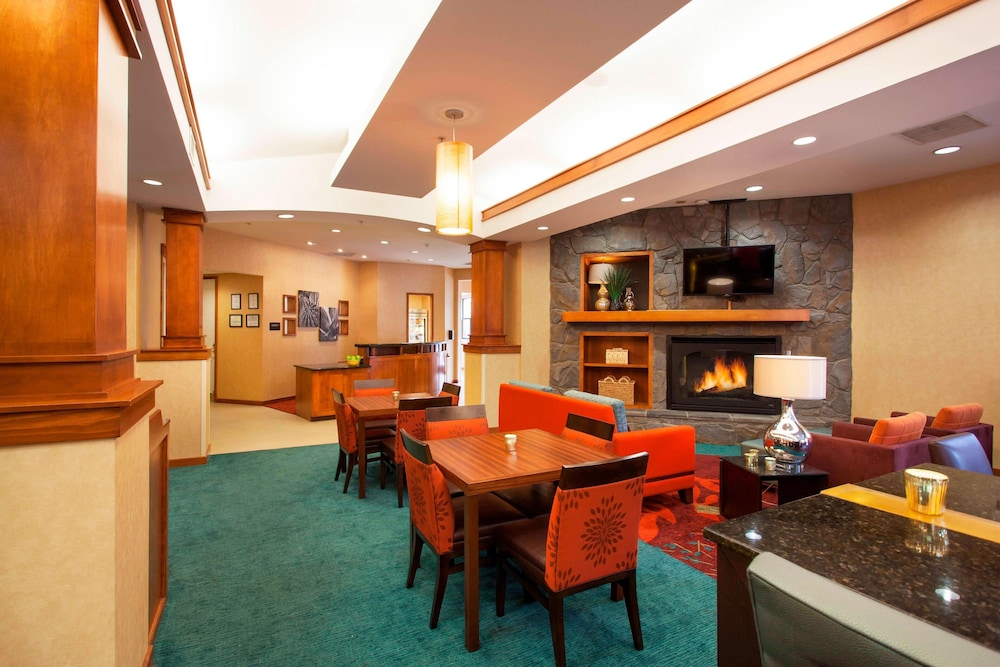 Sonesta ES Suites Goodyear 35/58