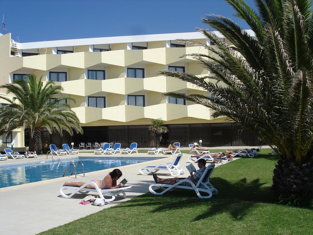 Caravelas Hotel 28/65