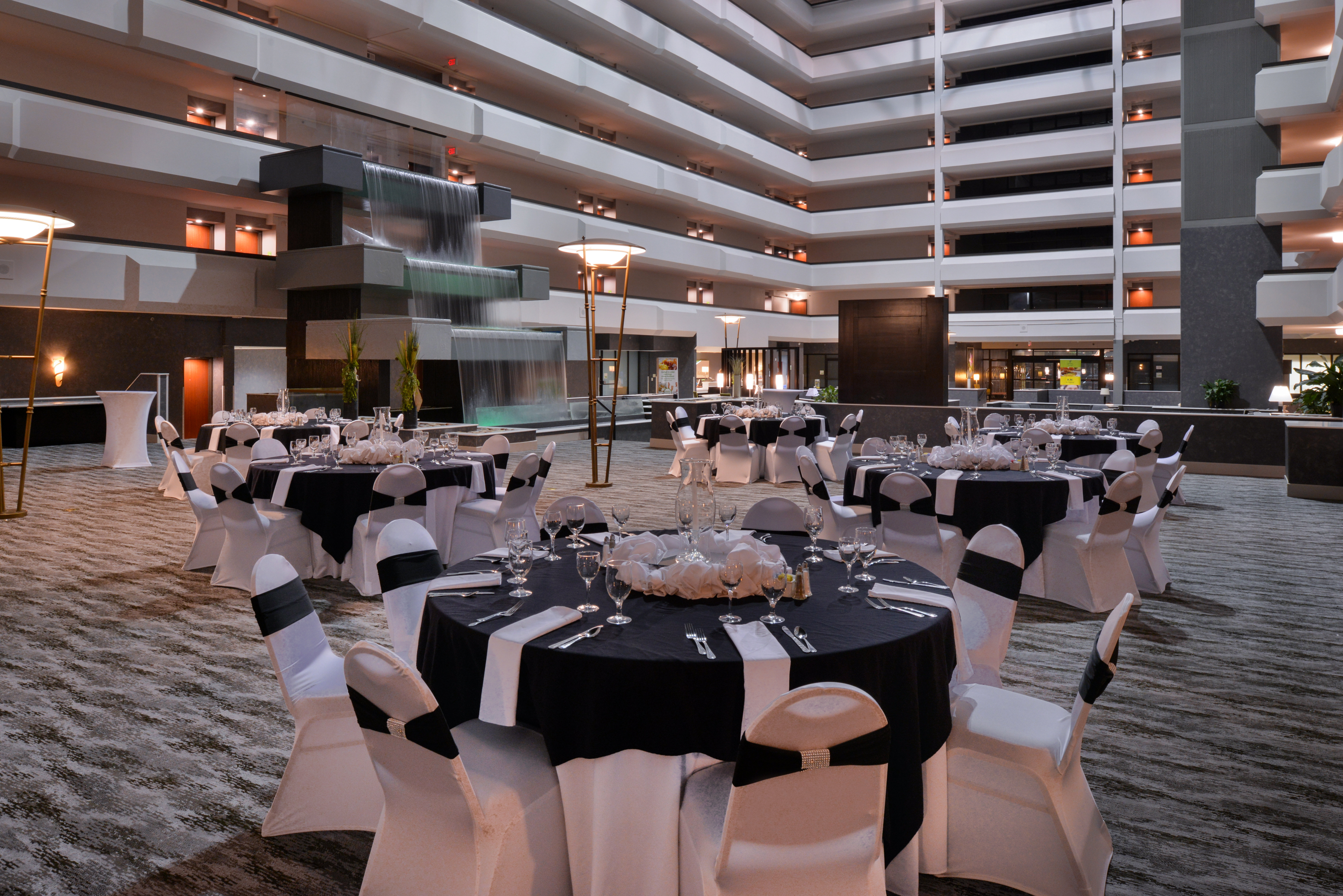 Holiday Inn Hotel & Suites Beaumont Plaza (I-10 & Walden) 31/51