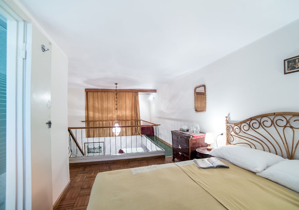 Rent In Rome - Appartamento Archimede 6/19