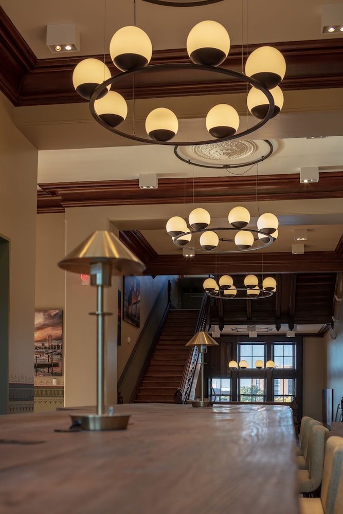 The Richardson Hotel 7/61