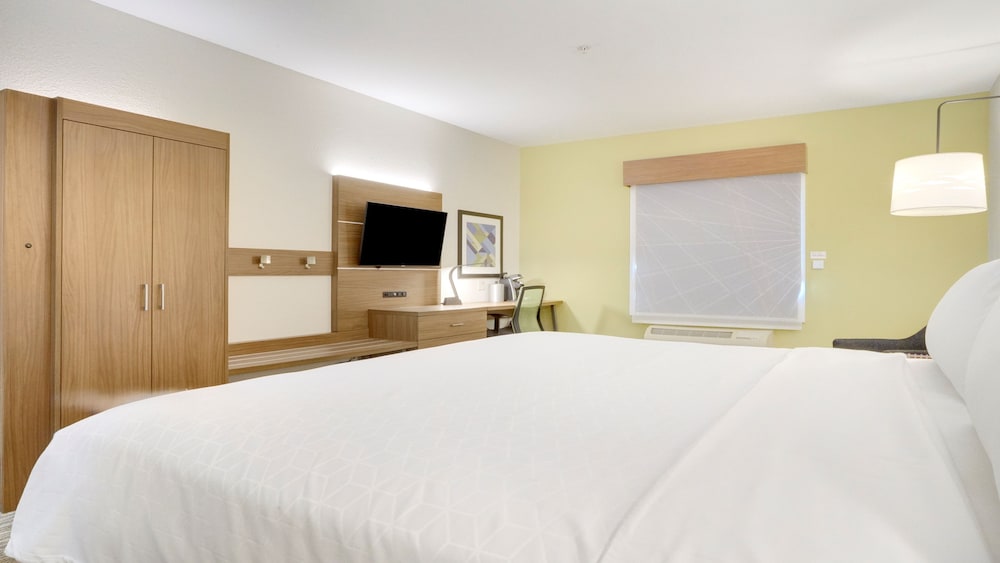 Standard, King Bed