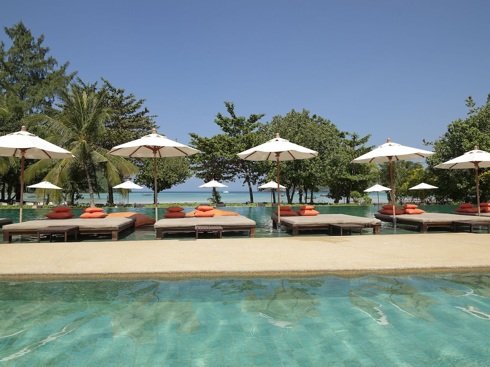 Pp Charlie Beach Resort 5/60