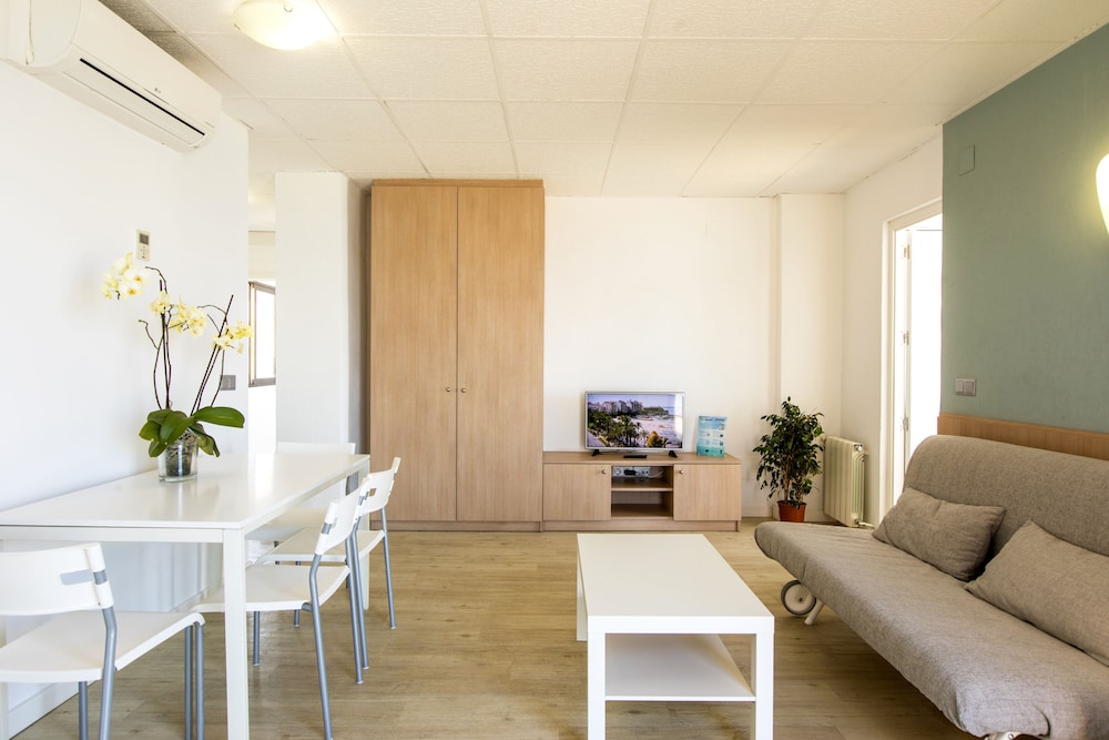 Apartamentos Atlantida 48/70