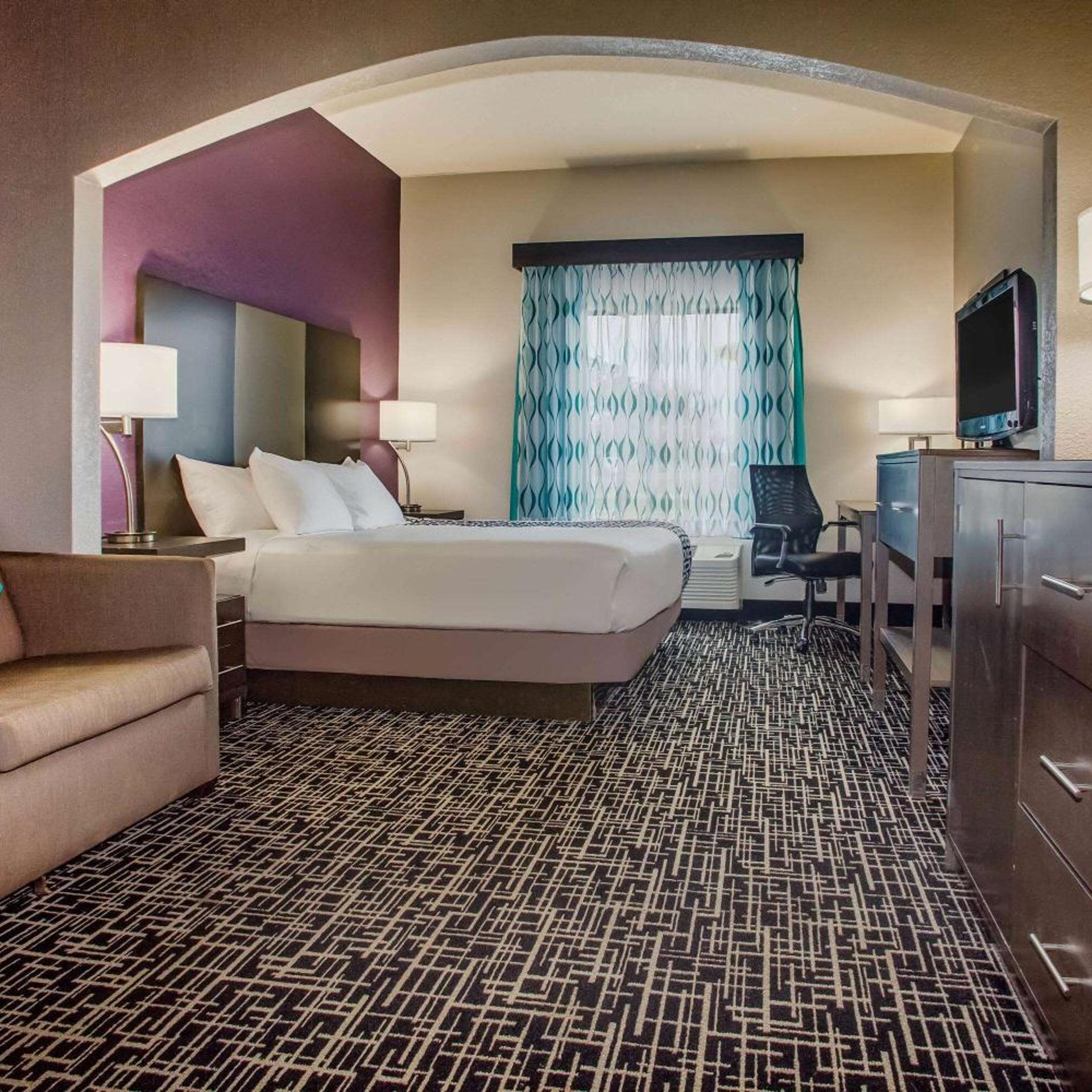 Executive, King Bed