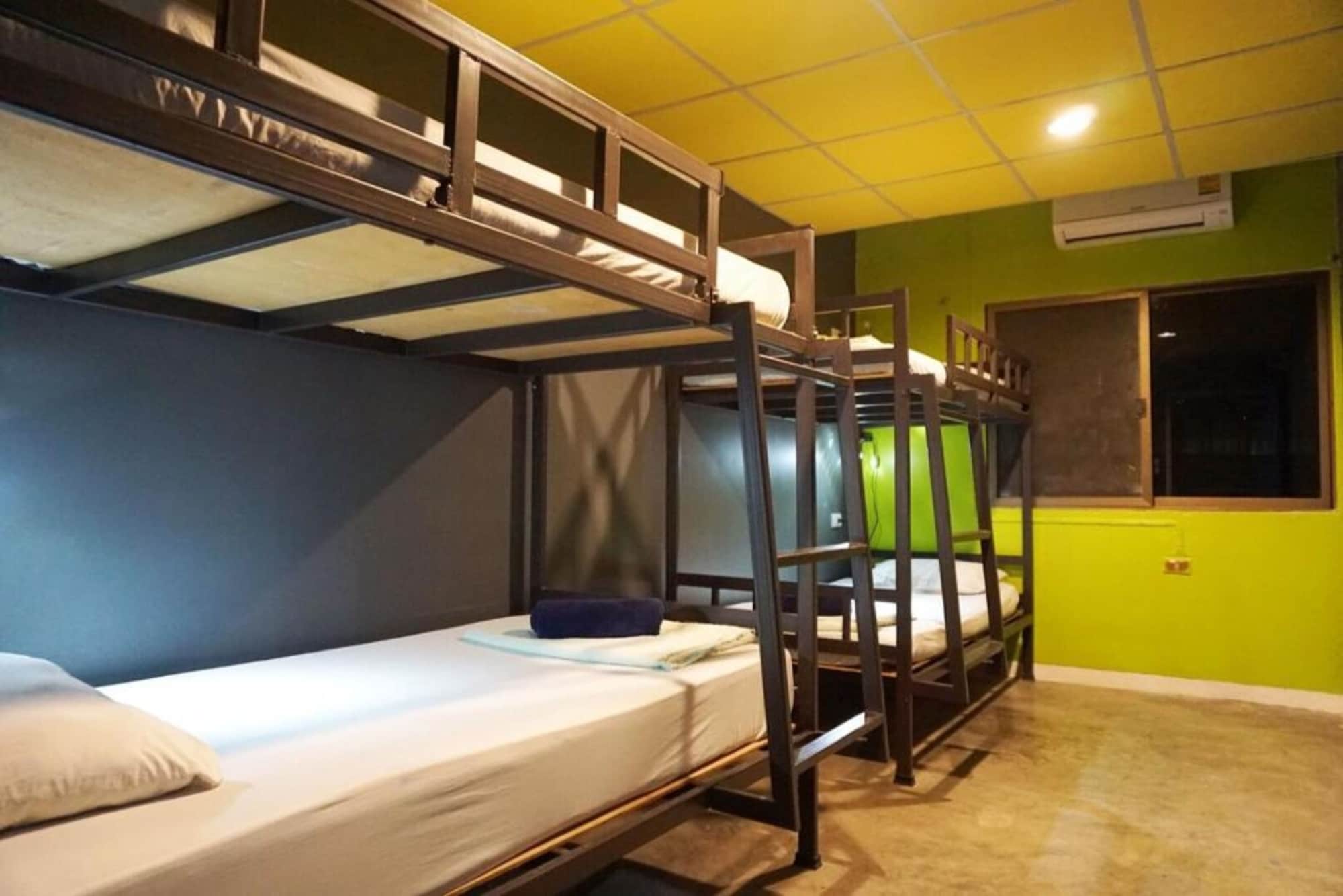 FEMALE DORM, FEMALE ONLY