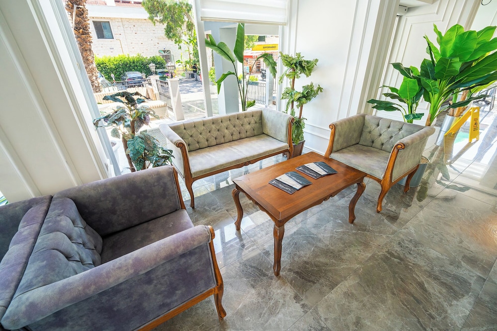 Aurasia Sea Side Hotel 47/63