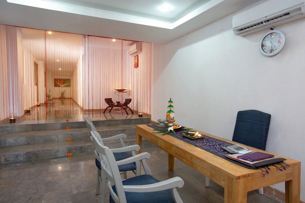 Zen Rooms Seminyak Cendrawasih 51/73