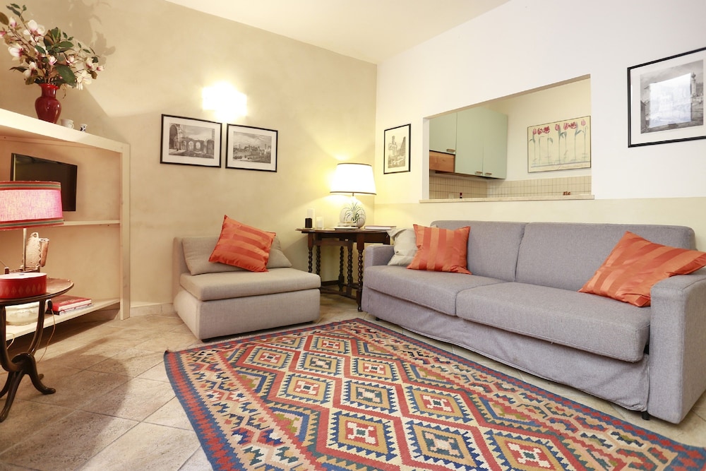 Ghibellina Apartment 42/50