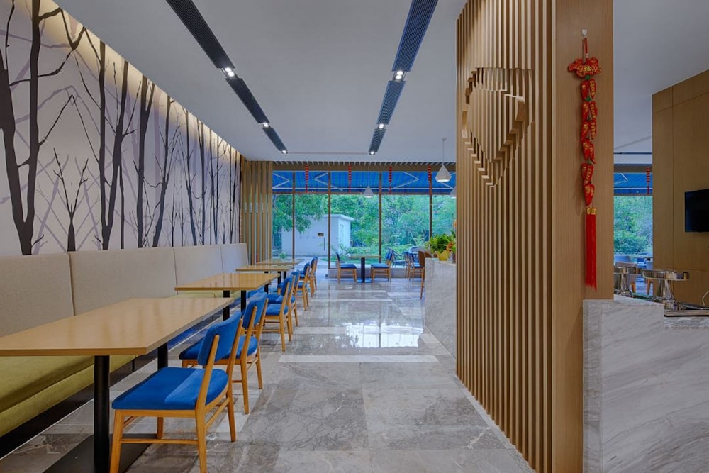 Vyluk Hotel Guangzhou Baiyun International Airport 43/50
