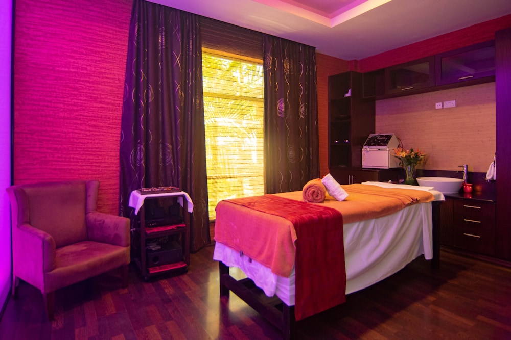 Jacaranda Nairobi Hotel 36/59