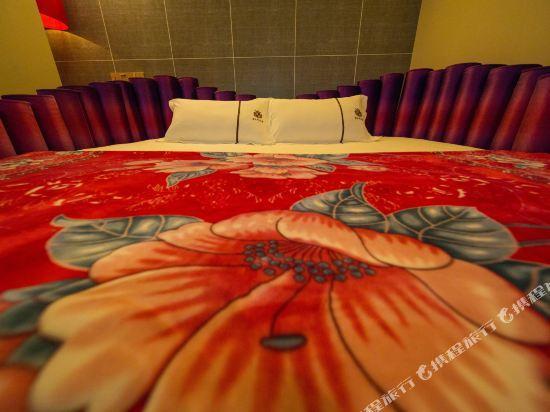 Charles Hotel 24/28
