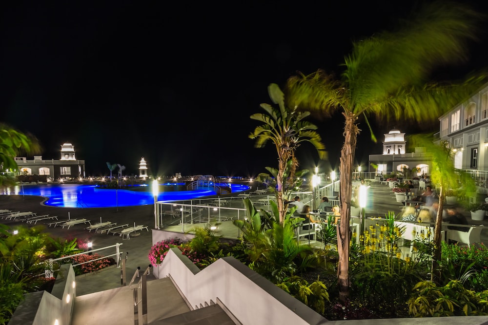 Royal Palm Resort & Spa - Adults Only 54/63