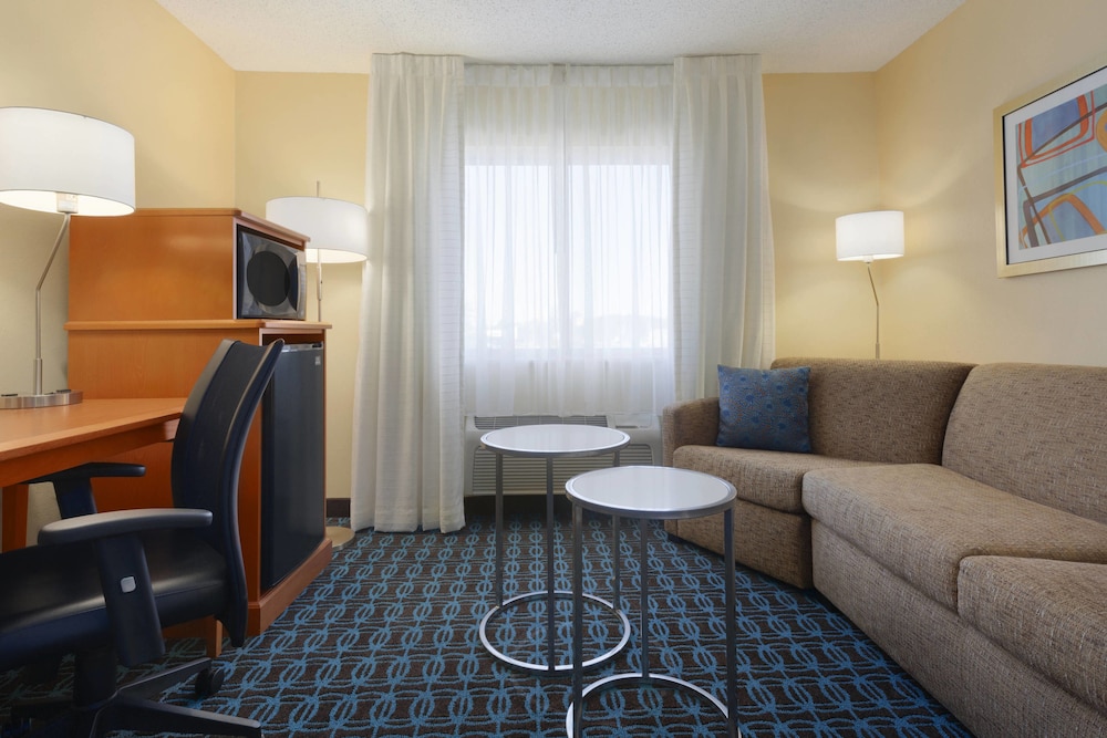 Fairfield Inn & Suites Longview 20/29