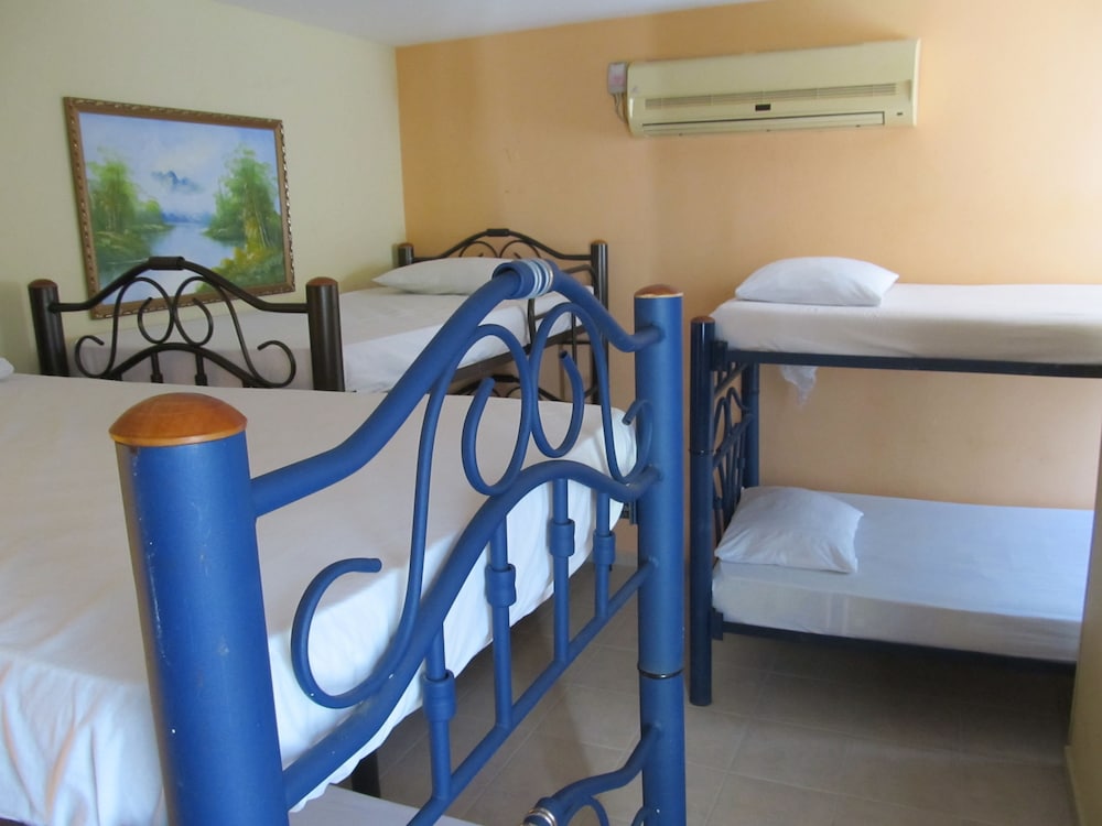Hostal Solymar 32/42