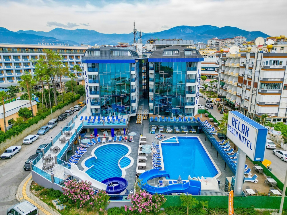 Relax Beach Hotel 40/50