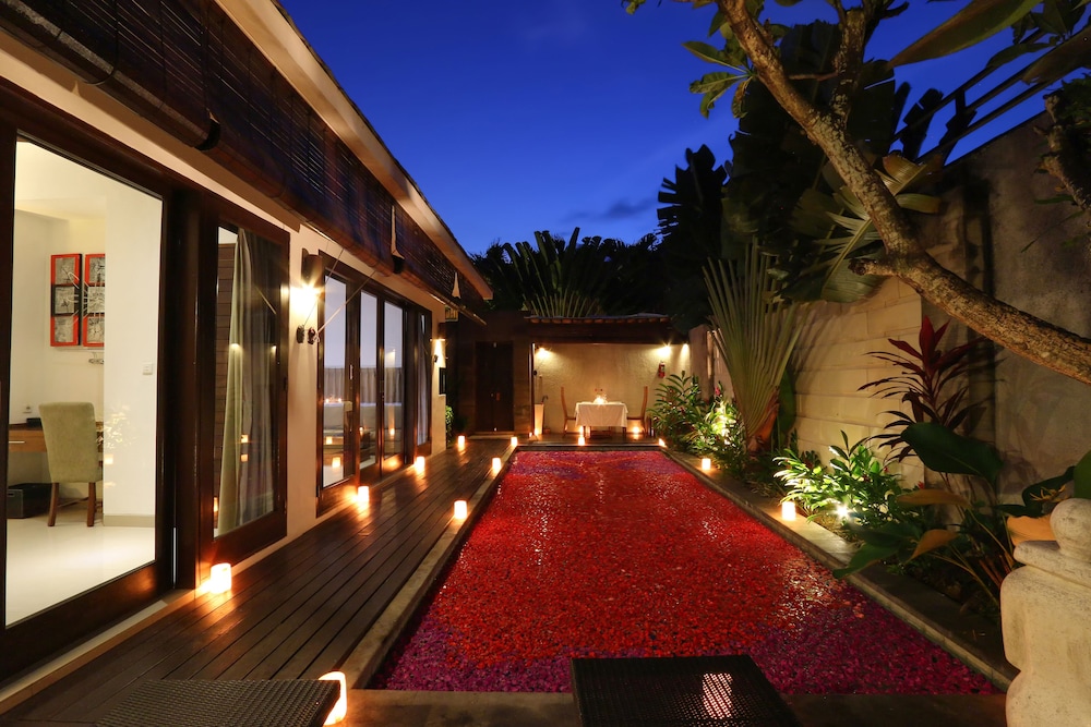 Grania Bali Villas 35/38