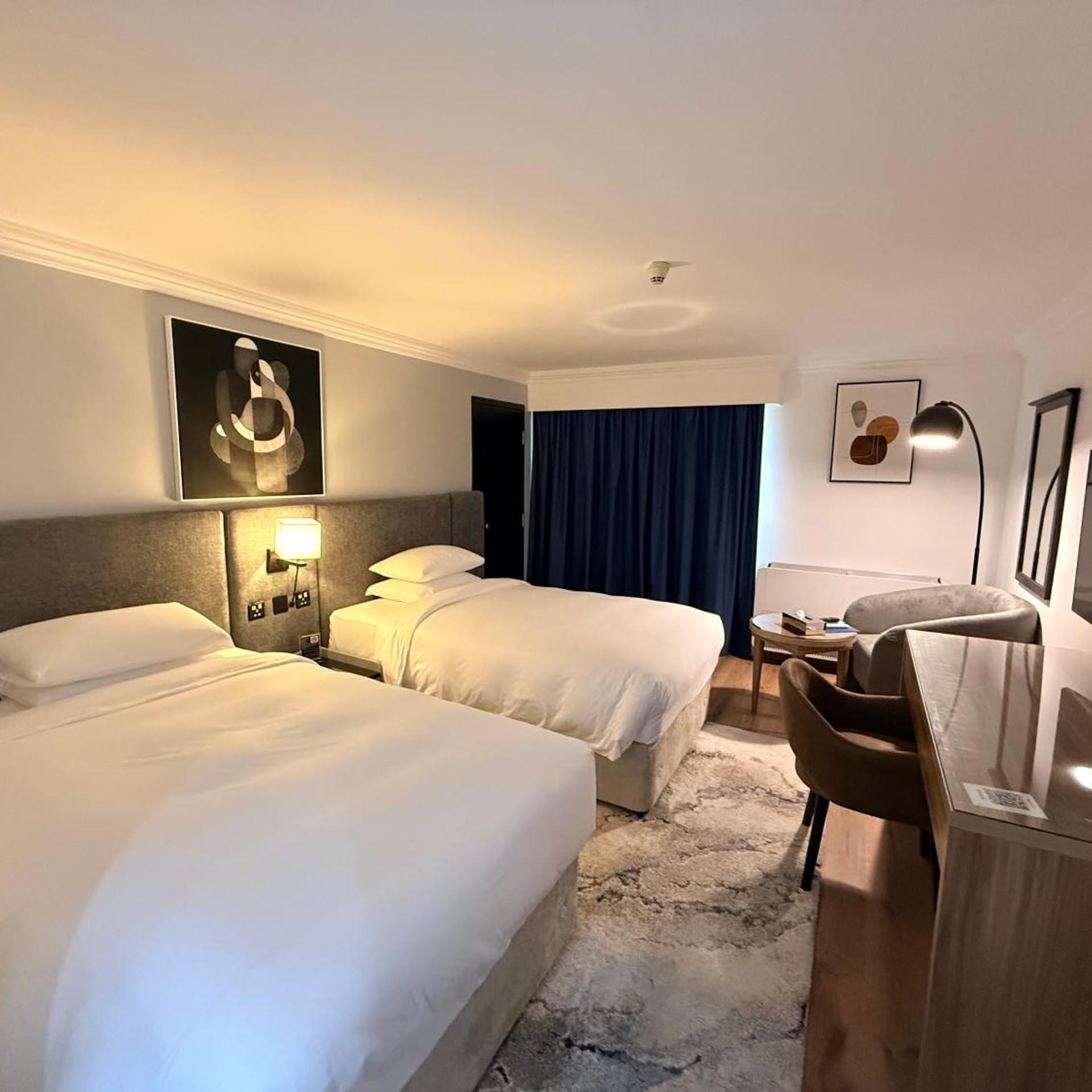 Superior, Twin Beds, Radisson Blu Hotel Yanbu 3/9