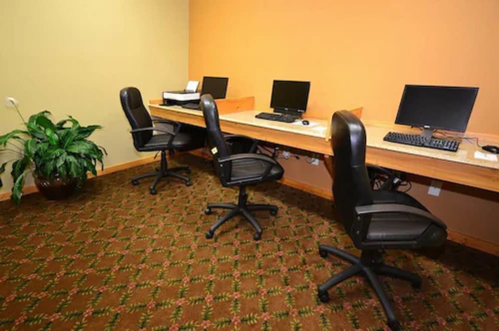 Best Western Plus Hartford Lodge 31/34