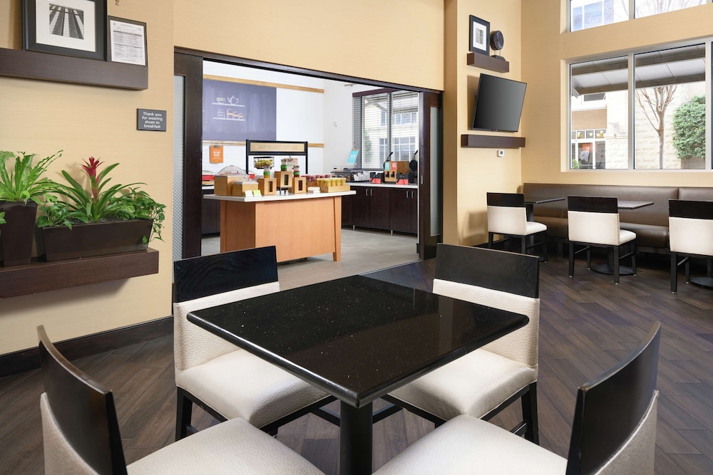 Hampton Inn & Suites Chattanooga Downtown 17/66