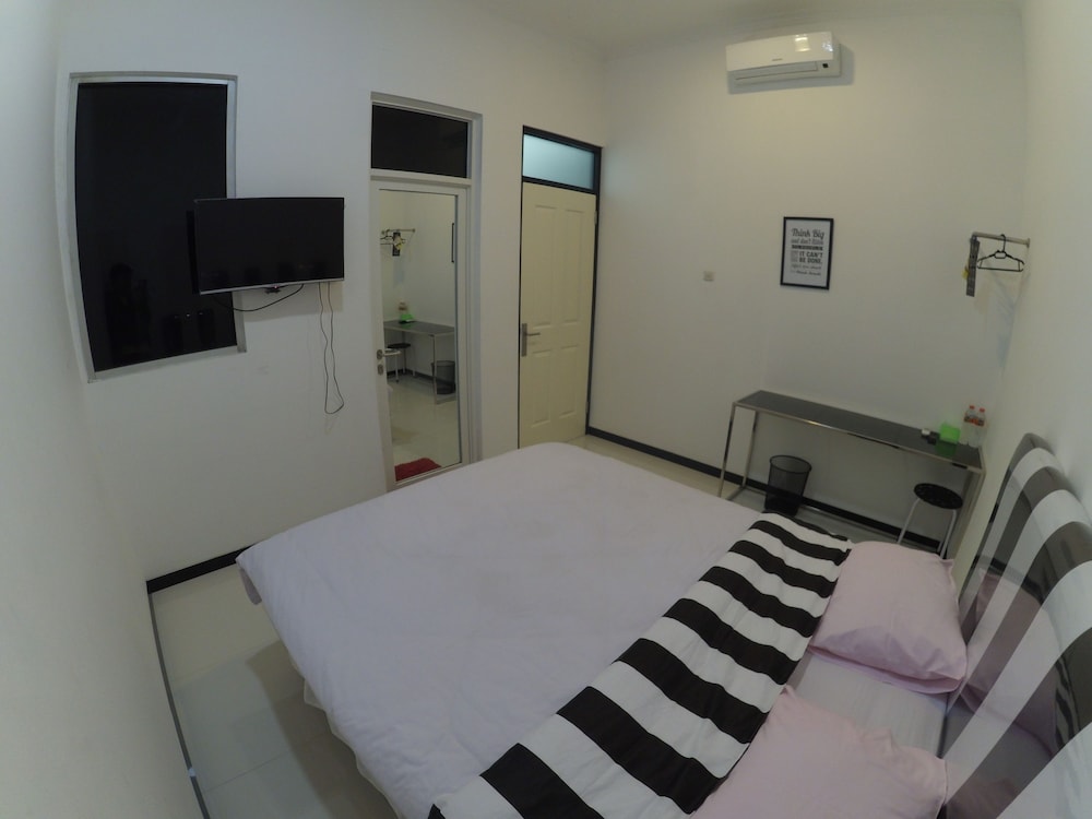 Mess Inn Semarang 13/35