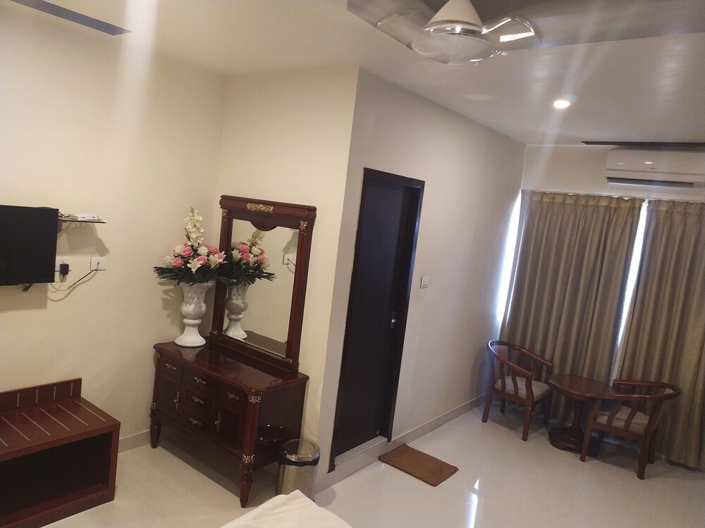 Spago Inn 24/39