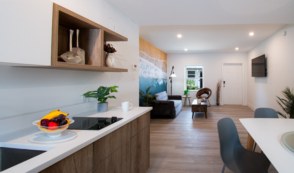 The Lauderdale Boutique Hotel 25/50